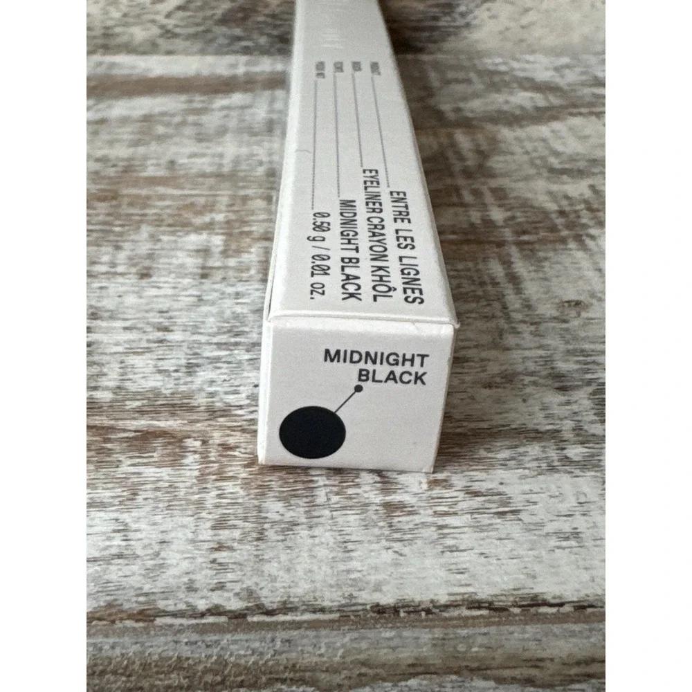 r.e.m. beauty At The Borderline Eyeliner Pencil – Midnight Black – Full Size $19